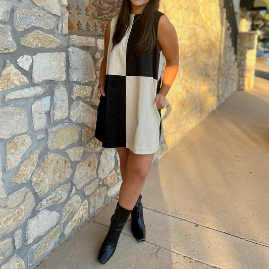 faux leather booties, booties, fall booties, winter booties, boots, fall boots, winter boots, mid calf booties, mid calf boots, black booties, black pleather booties, black pleather boots, black faux leather boots, chunky heel boots, chunky heel booties, metal toe trim booties, metal toe trim boots, pointed toe boots, pointed toe booties, cold weather booties, cold weather boots, business casual shoes, business casual booties 