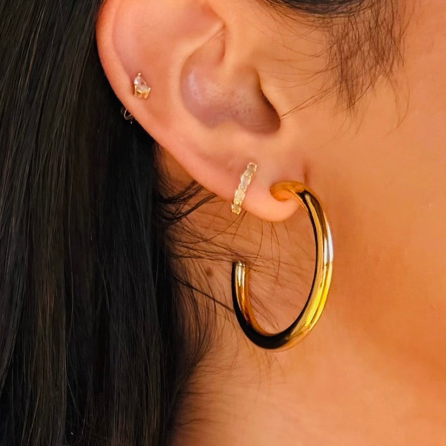 The Avery Classic Gold Hoop Earrings