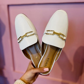 Flat Mules, White Flat Mules, Gold Link Mules, White Flat Mules McKinney Texas, White Flat Mules Karadise, White Flat Mules Karadise Boutique, Flat Work Mules, Summer Mules, Business Chic