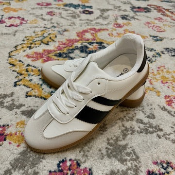 Tennis Shoes, Tennis Shoes McKinney Texas, Tennis Shoes Karadise, Tennis Shoes Karadise Boutique, Sneakers, Chic Tennis Shoes, Chic Sneakers