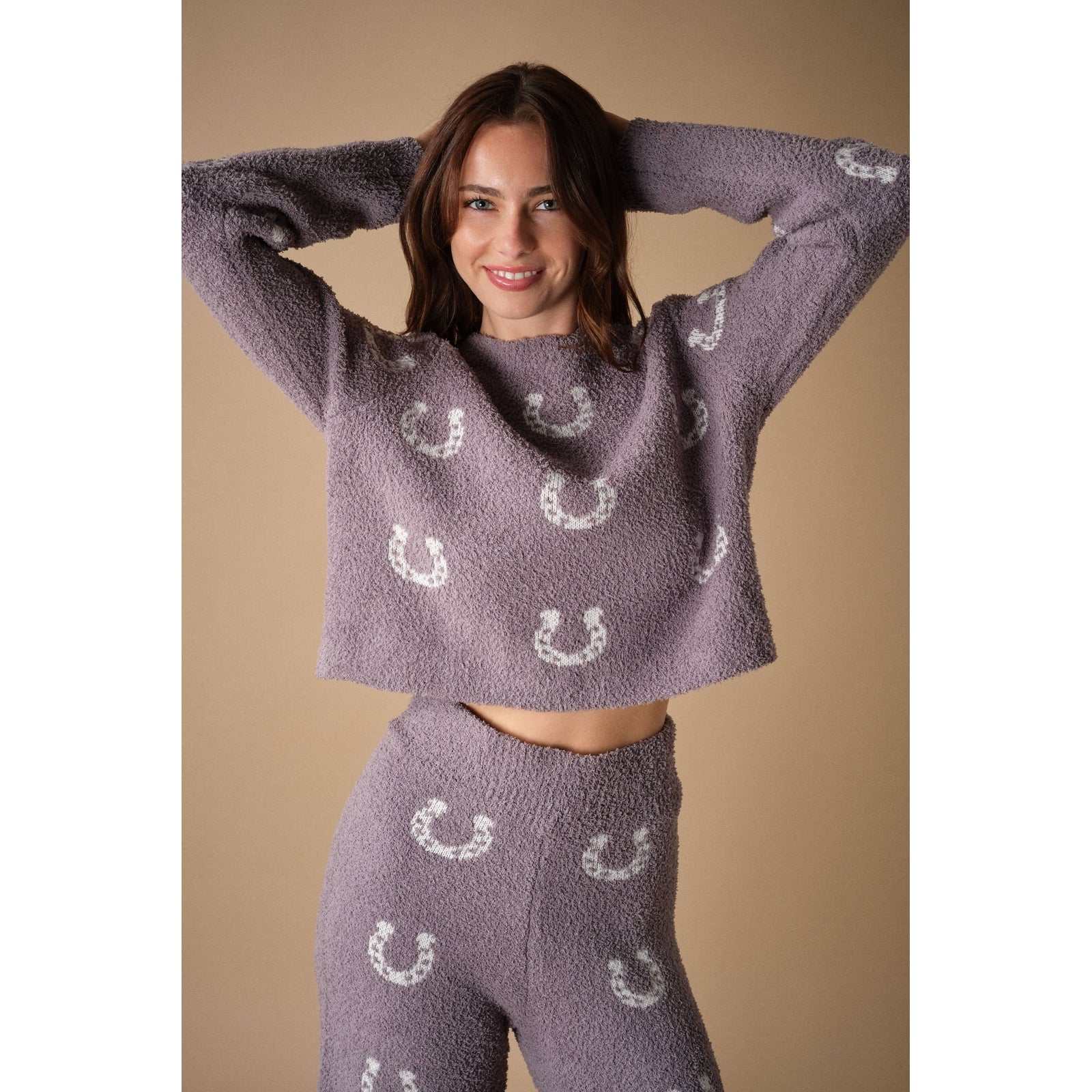 The Saddle & Stitch Horseshoe Teddy Knit Set