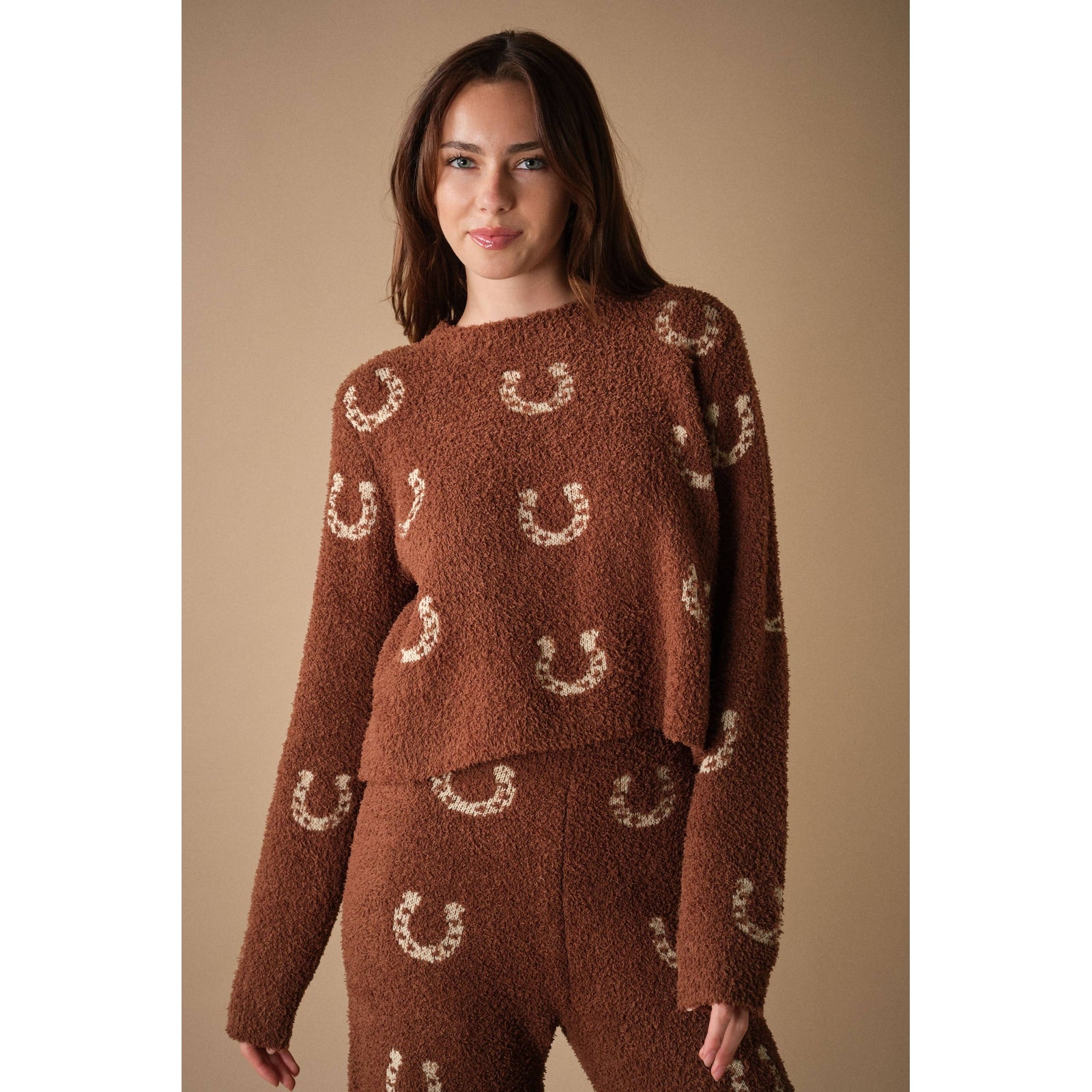 The Saddle & Stitch Horseshoe Teddy Knit Set