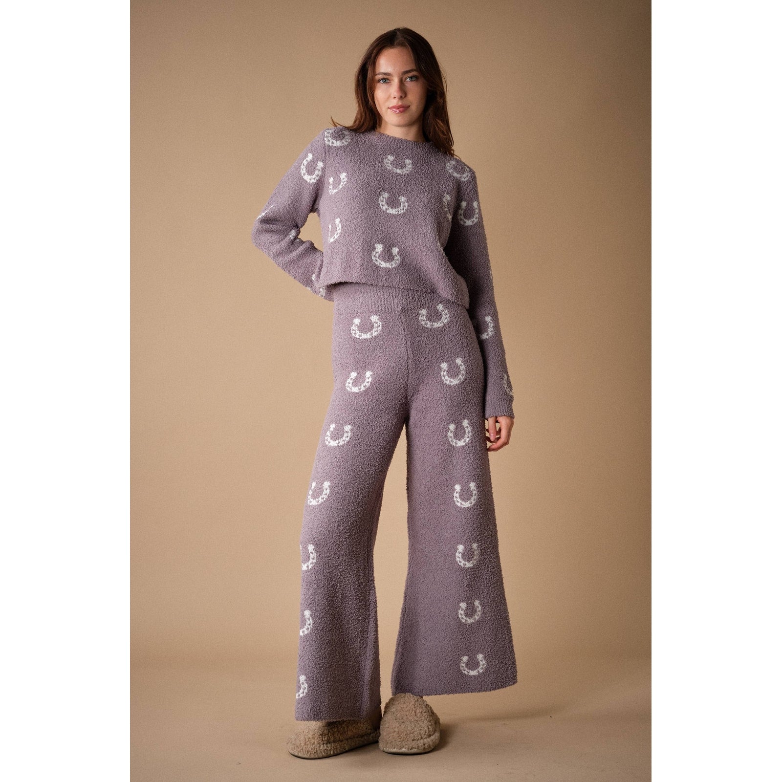 The Saddle & Stitch Horseshoe Teddy Knit Set