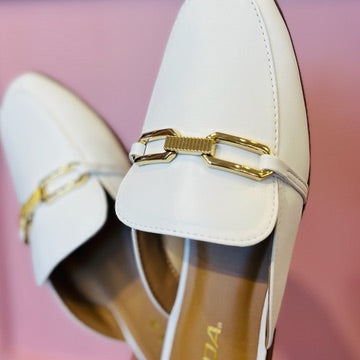 Flat Mules, White Flat Mules, Gold Link Mules, White Flat Mules McKinney Texas, White Flat Mules Karadise, White Flat Mules Karadise Boutique, Flat Work Mules, Summer Mules, Business Chic