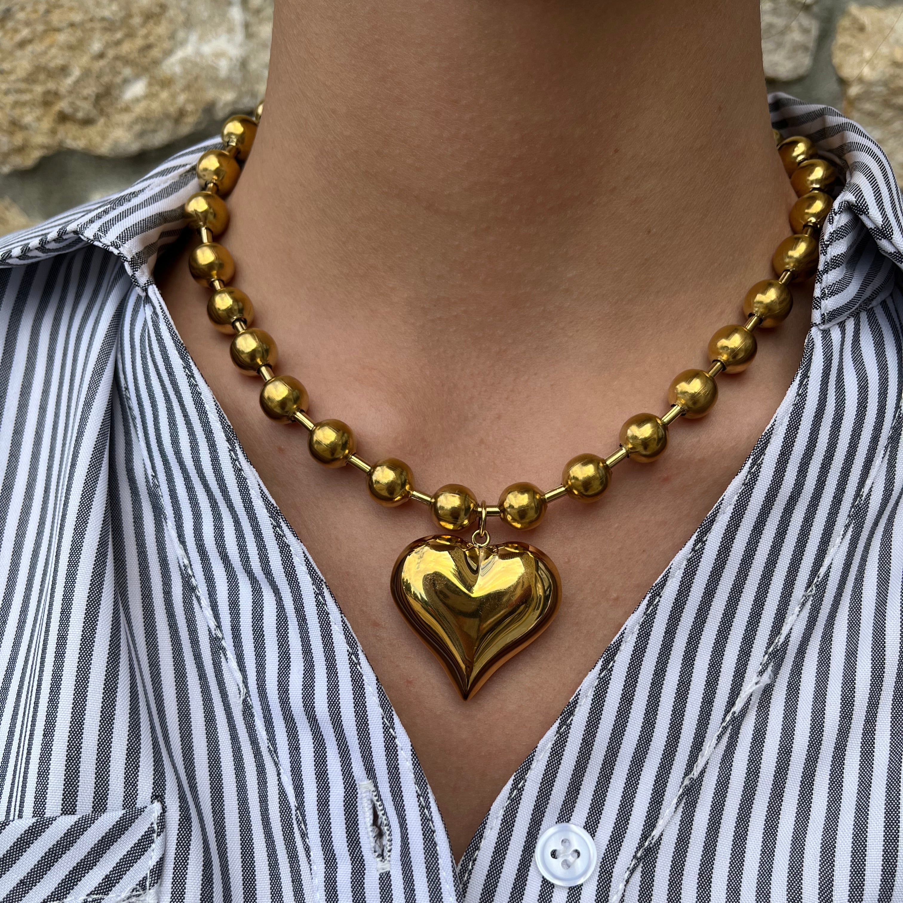 gold metal necklace, gold necklace, gold chunky necklace, chunky necklace, chunky heart necklace, gold heart necklace, thick necklace, big heart necklace, gold hardware, gold jewelry, gold costume jewelry, costume jewelry 