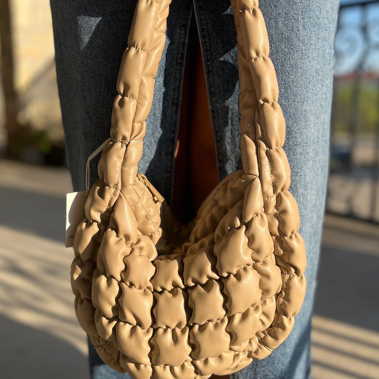 quilted shoulder bag, shoulder bag, quilted purse, quilted bag, free people bag dupe, free people dupe, faux leather bag, faux leather shoulder bag, crossbody bag, crossbody purse, quilted crossbody, taupe bag, tan purse, tan bag