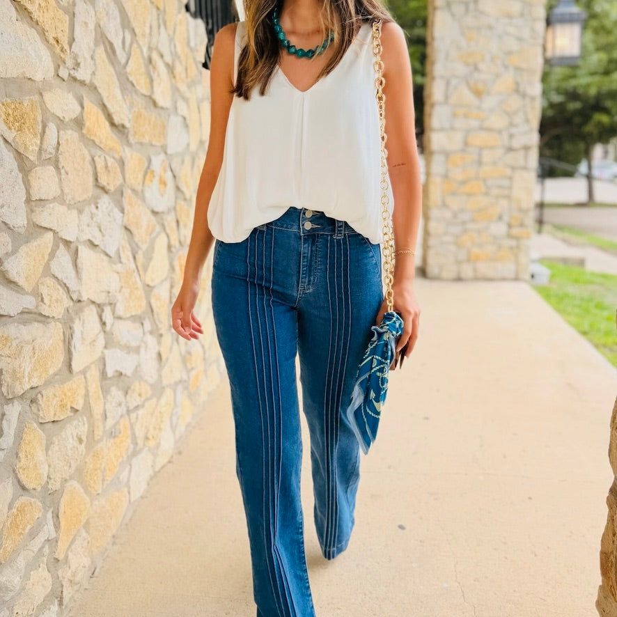 Sophie Sleeveless V-Neck Bubble Tank Top