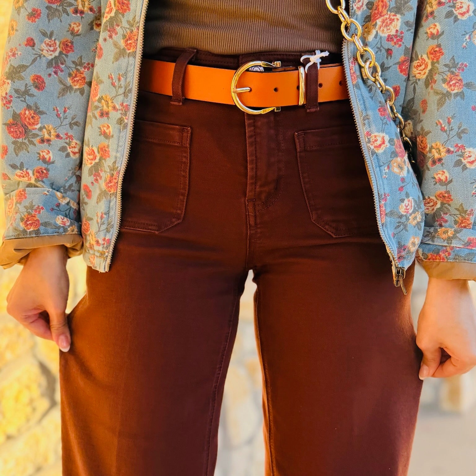 Boston Horseshoe Gold Buckle Belt