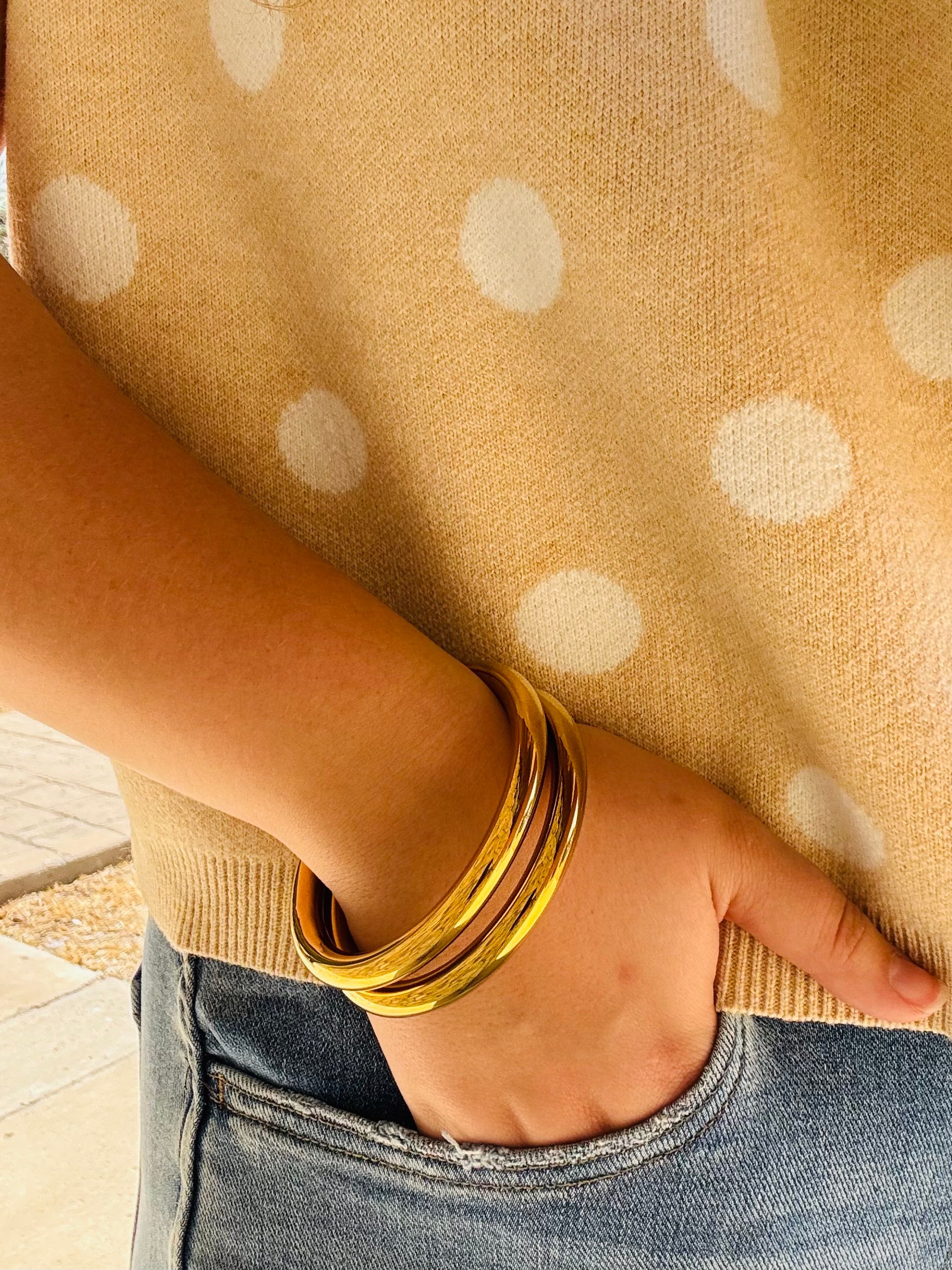 The Valentina Gold Cuff