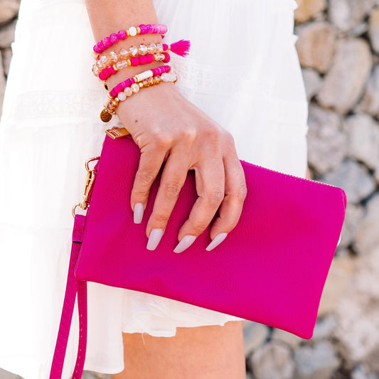 crossbody, wristlet, clutch, everyday bag, everyday purse, everyday wristlet, everyday crossbody, faux leather, faux leather crossbody, faux leather wristlet, faux leather purse, gift, teen gift, gift for teen, gift for tween, tween gift