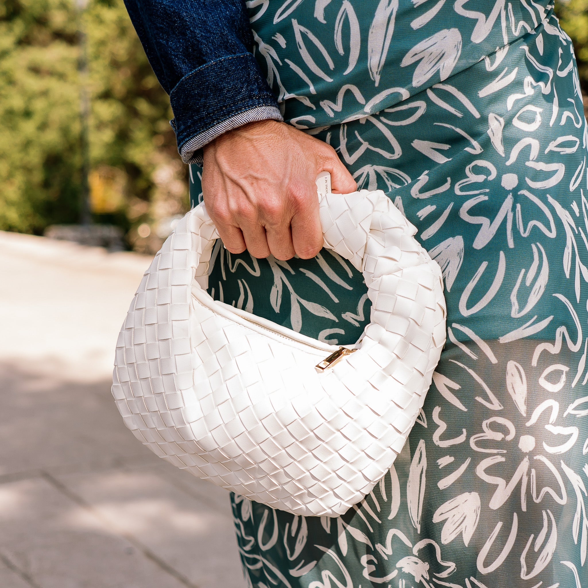 woven bag, woven purse, purse, bag, knotted woven bag, knotted woven purse, white woven purse, white woven bag