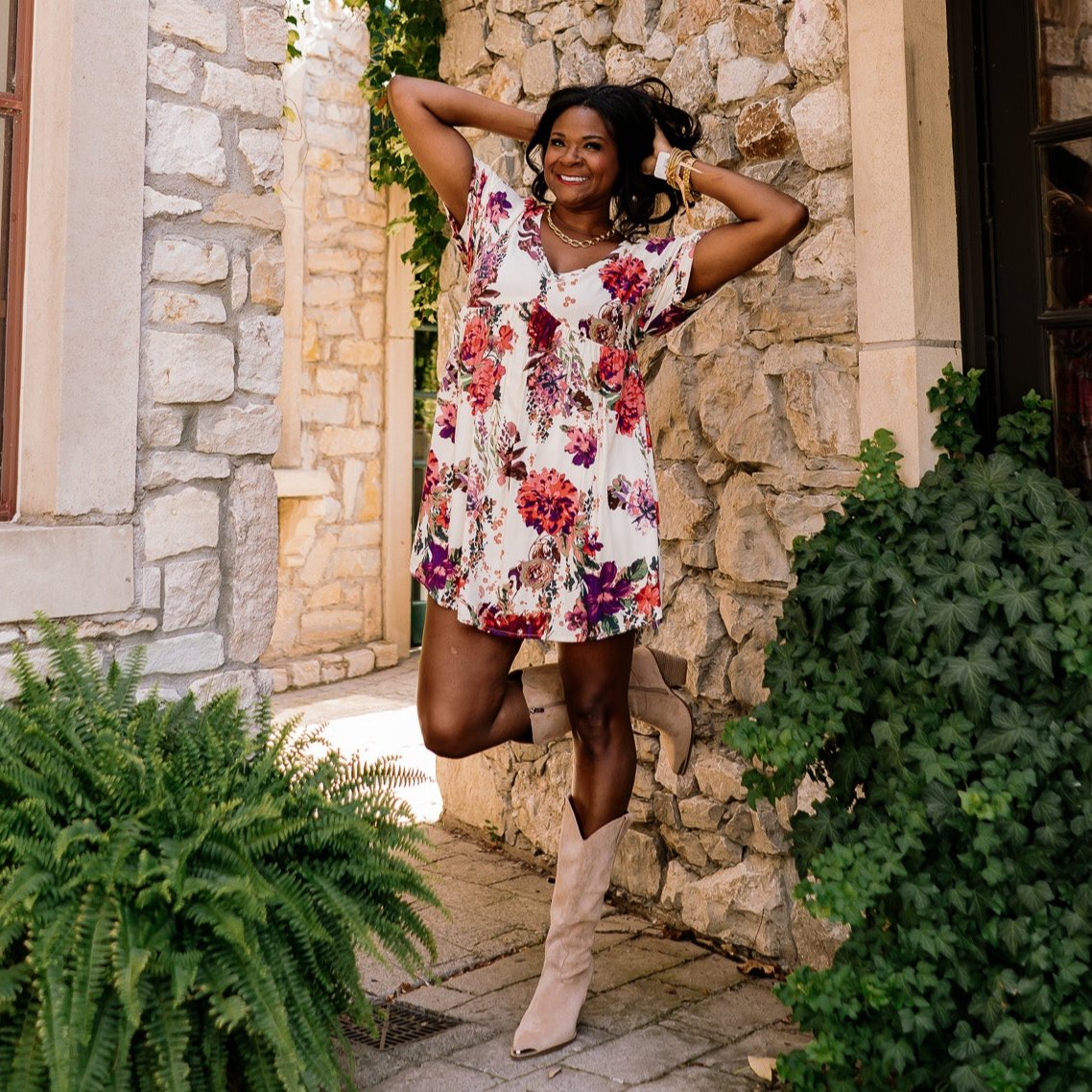 babydoll dress, floral print dress, floral dress, floral pattern dress, floral babydoll dress, fall florals, fall floral dress, fall dress, transition piece dress, transition piece, short sleeve dress, ivory patterned dress, mini dress, fall mini dress, summer mini dress, floral print, floral pattern, church dress, church outfit, fall photos outfit, family photos dress, brunch date dress, dinner date dress