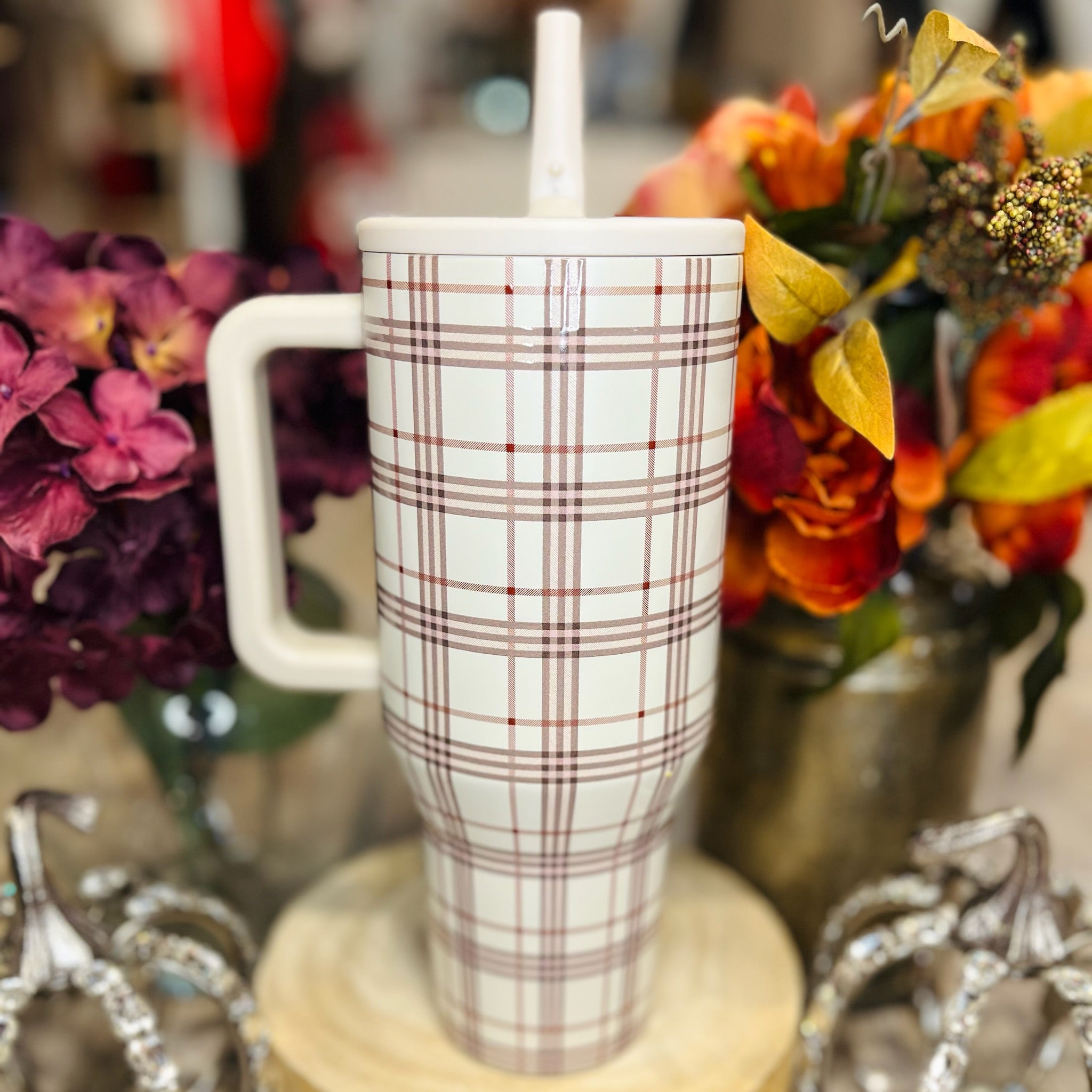 32oz water bottle, leakproof water bottle, no spill water bottle, sport water bottle, Hydrojug 32oz, gym water bottle, tote bag water bottle, cupholder water bottle, flip straw water bottle, insulated water bottle, triple wall water bottle, soft touch lid water bottle, rubber base water bottle, reusable water bottle, lightweight water bottle, durable water bottle, colorful water bottle, patterned water bottle, everyday hydration bottle, on-the-go water bottle