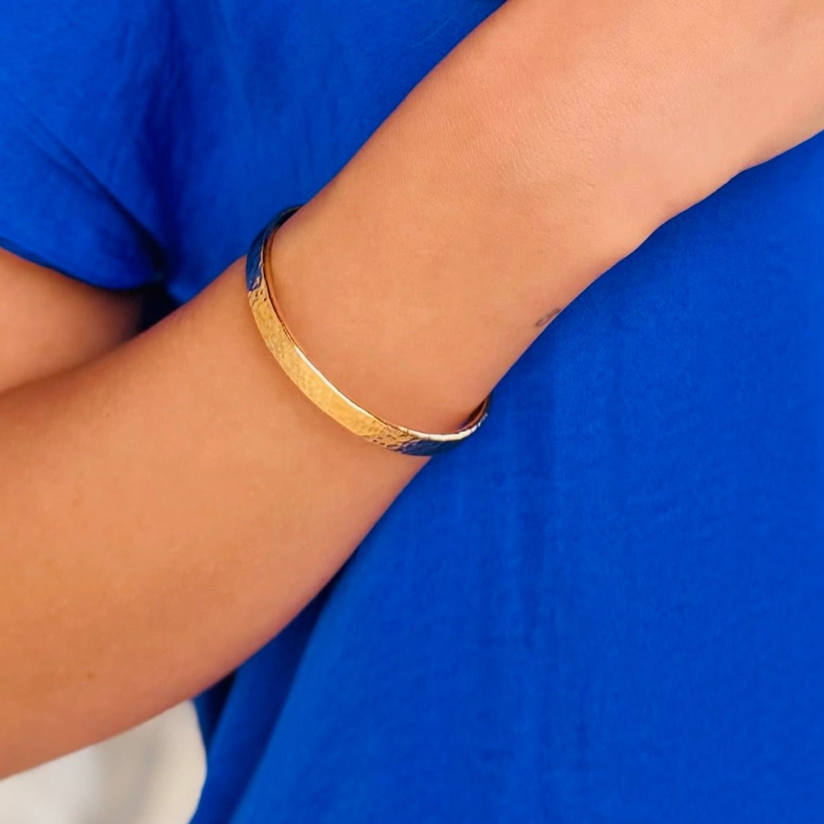 Brenda Grands Naples Gold Hammered Bangle