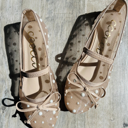 Mary Jane Ballet Flats, Ballet Flats, Pearl Detailed Ballet Flats, Mary Jane Ballet Flats , Bow detailed Mary Janes, McKinney Texas Pearl Ballet Flats, Karadise Boutique Ballet Flats, Karadise Boutique Mary Jane Flats 