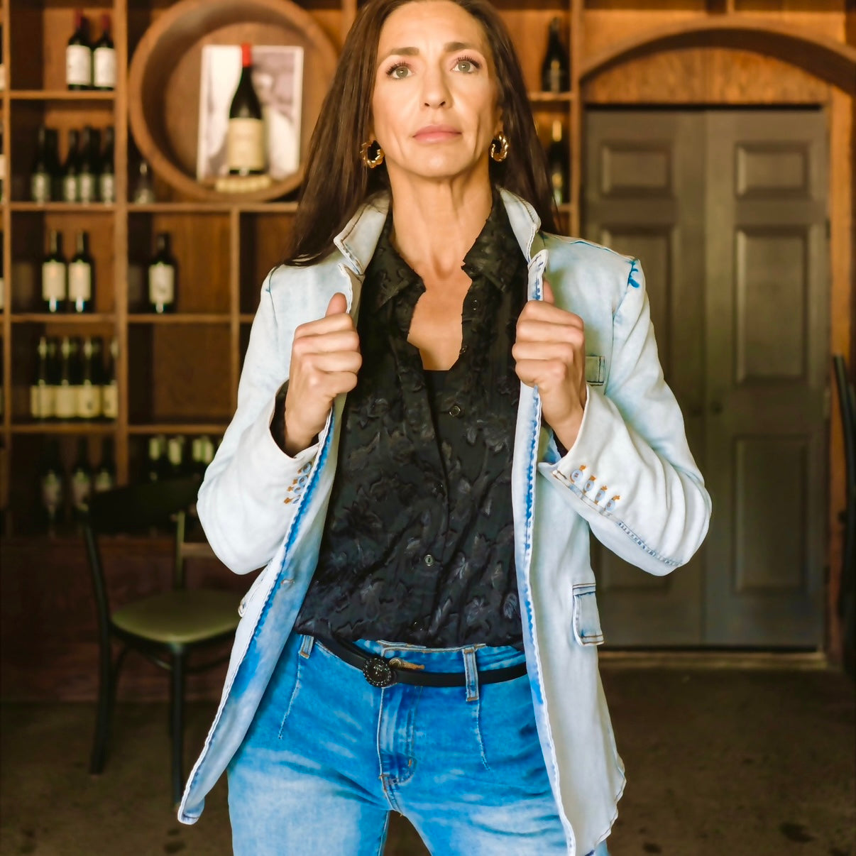 Karadise Boutique, McKinney Texas boutique, denim blazer, women’s denim jacket, chic denim blazer, casual blazer for women, boutique outerwear, trendy denim outfit, fall layering piece, elevated casual style, structured denim jacket, boutique jackets, women’s fall fashion, versatile denim blazer, lightweight jacket, office to weekend outfit, denim trend 2025, boutique clothing Texas, stylish outerwear for women, modern denim look.