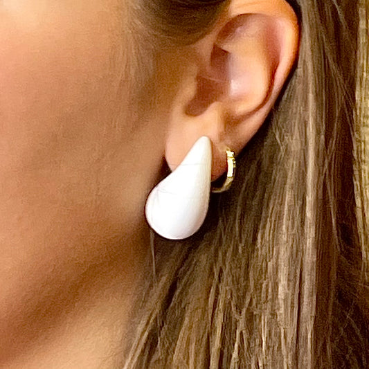 acrylic earrings, teardrop earrings, acrylic teardrop earrings, earrings, pink earrings, pink acrylic earrings, white acrylic earrings, white earrings, summer earrings, summer accessories 