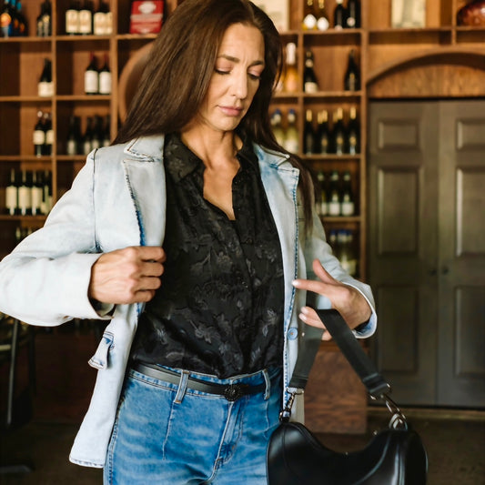 Karadise Boutique, McKinney Texas boutique, denim blazer, women’s denim jacket, chic denim blazer, casual blazer for women, boutique outerwear, trendy denim outfit, fall layering piece, elevated casual style, structured denim jacket, boutique jackets, women’s fall fashion, versatile denim blazer, lightweight jacket, office to weekend outfit, denim trend 2025, boutique clothing Texas, stylish outerwear for women, modern denim look.