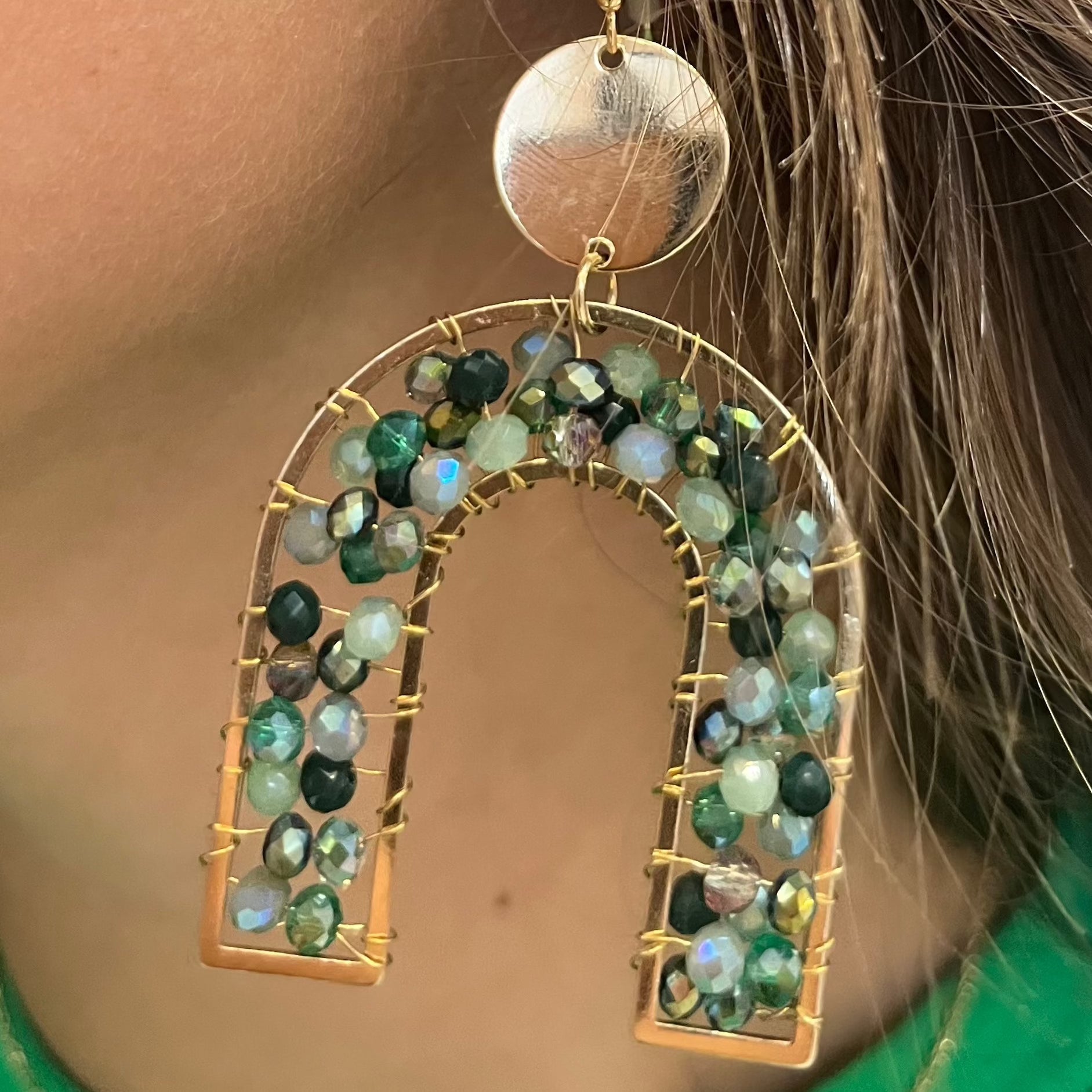 arch earrings, arch pendant earrings, beaded earrings, beaded arch earrings, glass beads, glass beaded arch earring, french wire dangle earrings, french wire earrings, greem beaded earrings, green arch earrings