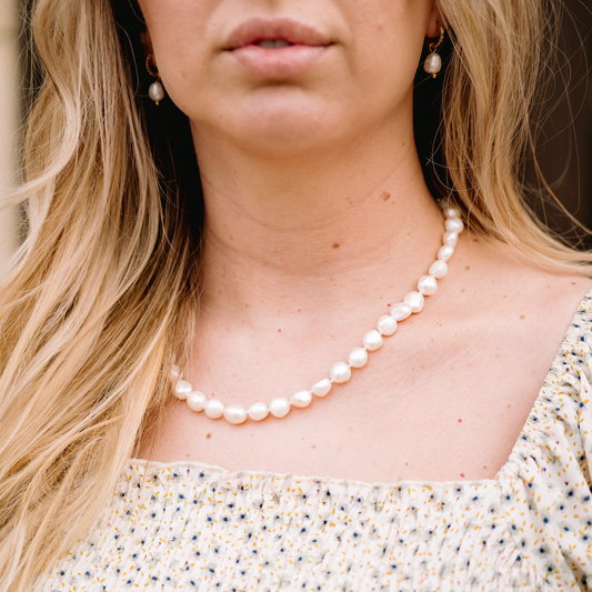 chunky pearl necklace, freshwater pearl necklace, chunky freshwater pearl necklace, hypoallergenic necklace, hypoallergenic jewelry, nickel free jewelry, lead free jewelry, small gift, gift for tweens, gift for teens, gift for college girls