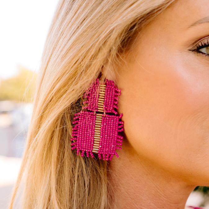 square beaded earrings, beaded earrings, beaded dangle earrings, square earrings, gold detail earrings, summer earrings, bold earrings, vibrant earrings, spring earrings, pink beaded earrings, pink earrings