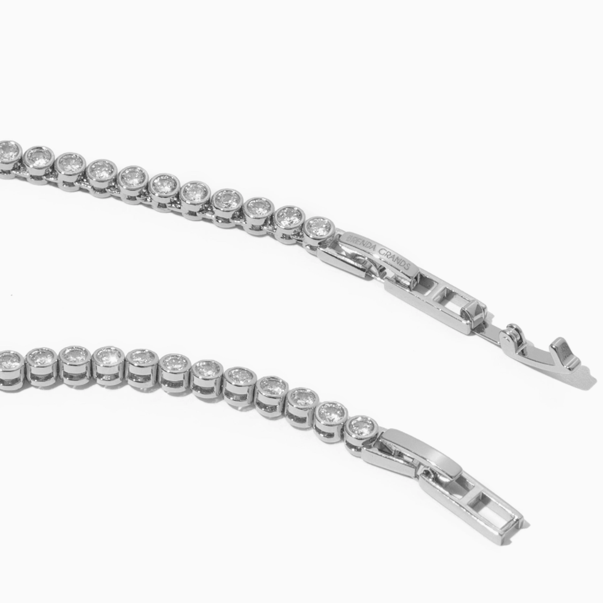 hypoallergenic, silver tennis necklace, silver tennis choker, tennis choker, tennis necklace, water resistant jewelry water proof jewelry, silver necklace, diamond necklace, cubic zirconia crystals, tarnish free jewelry, rust resistant jewelry, gift for mom, gift for wife, gift for teen, gift for tween, christmas gift, stocking stuffer, small gift