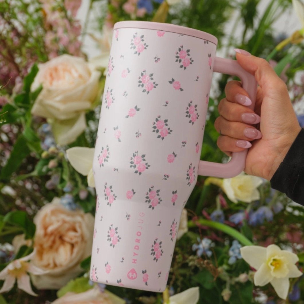 40oz tumbler, leakproof tumbler, insulated water cup, triple wall tumbler, cupholder friendly tumbler, large travel mug, hydration tumbler, reusable drinkware, soft touch lid tumbler, flip straw tumbler, stainless steel tumbler, modern water cup, durable travel tumbler, no spill tumbler, insulated coffee cup, everyday hydration cup, trendy tumblers for women, cute drink tumblers, eco-friendly drinkware, large capacity tumbler, hydration essential, on-the-go tumbler, aesthetic tumblers, 40oz insulated mug