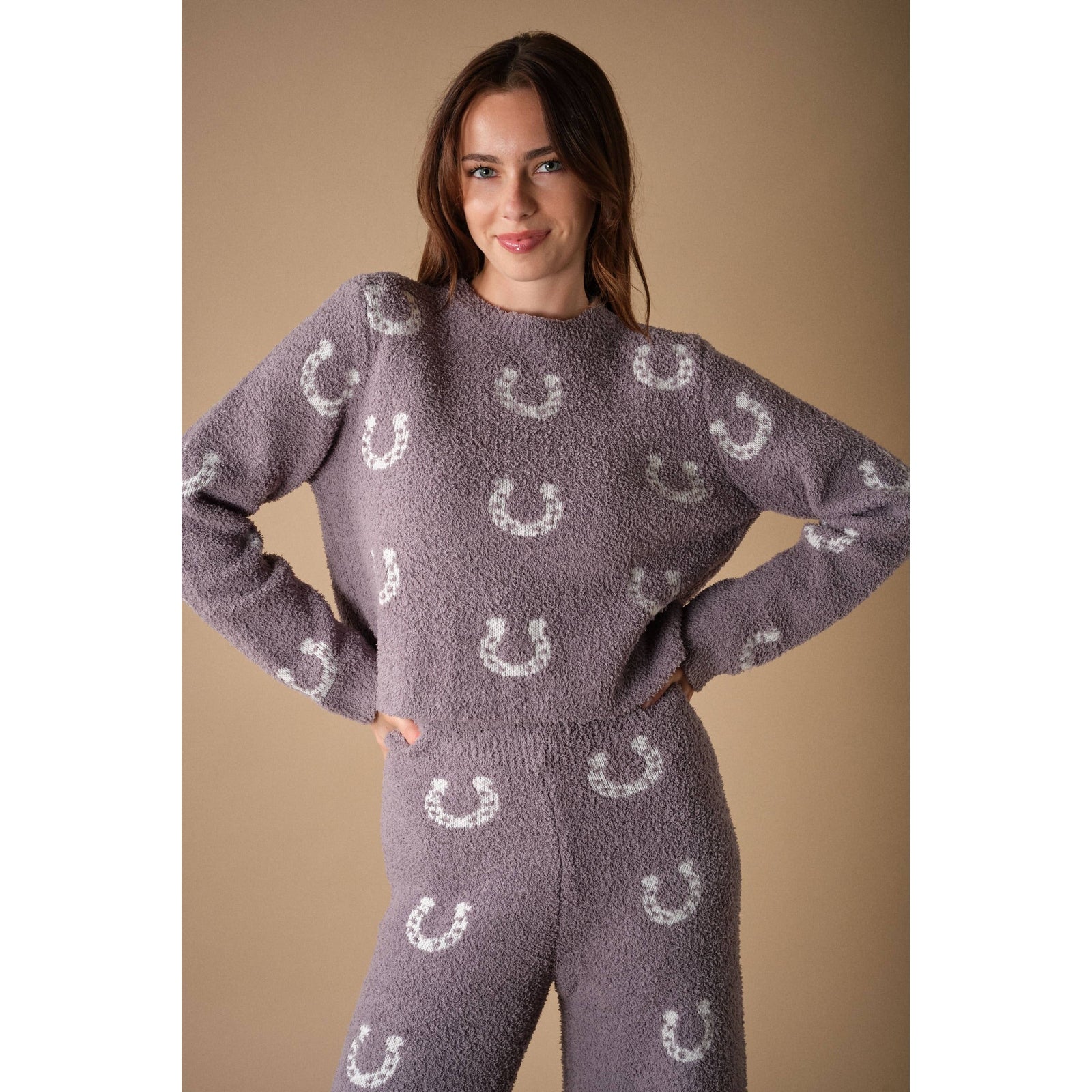 The Saddle & Stitch Horseshoe Teddy Knit Set