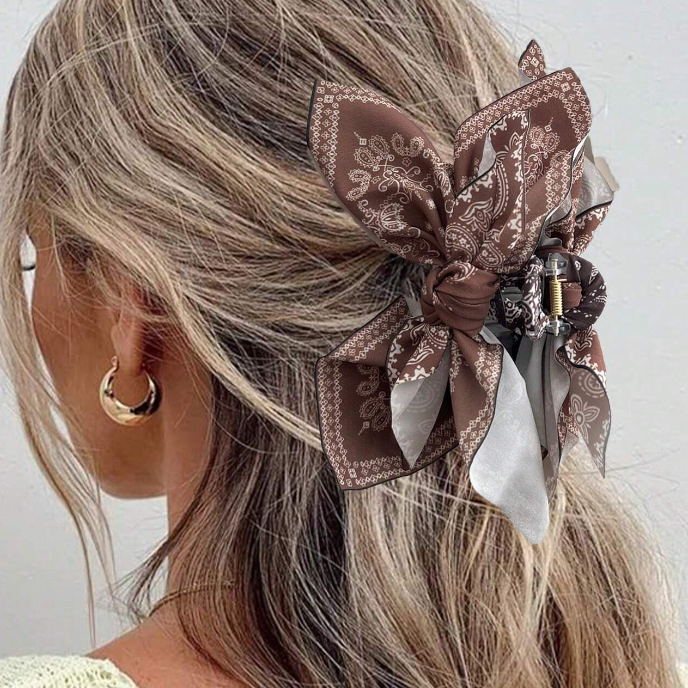 The Saddle & Silk Bow Claw Clip