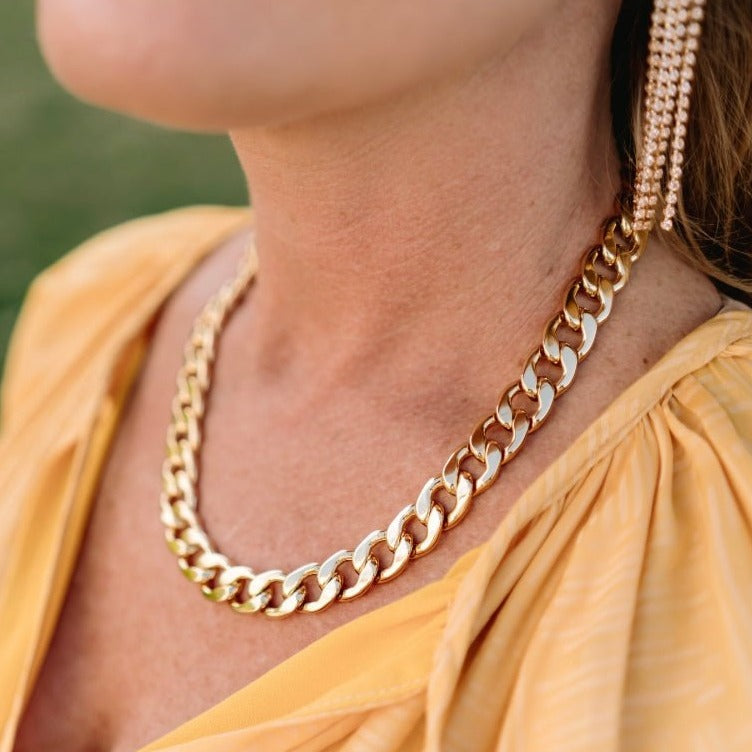 gold chain necklace, chain necklace, simple chain necklace, simple necklace, gold chain, brenda grands, brenda grands necklace, brenda grands chain necklace, hypoallergenic, nickel free, tarnish resistant, tarnish free, thick chain necklace, thick necklace, gift idea, gift for mom, gift for teen, gift for tween, gift for girl, gift for wife